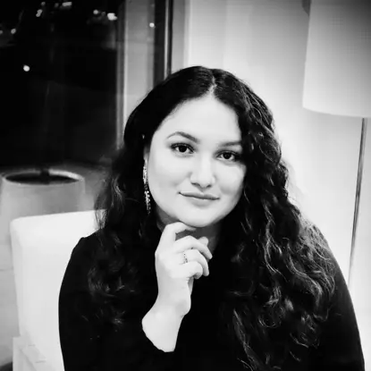 Gabriela  Y. Photo